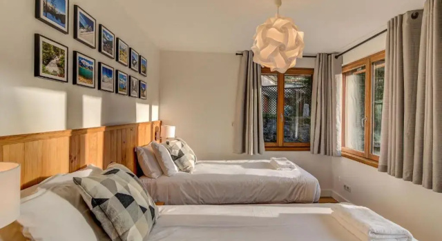 BIOLAY 2 - Alpes Travel - Central Chamonix - Sleeps 6, Забронировать Апартаменты/квартира Шамони-Монблан Долина Шамони