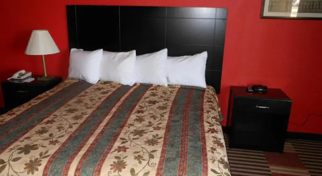 Номер Standard Rodeway Inn University