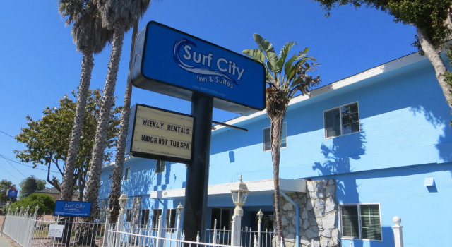 Surf City Inn & Suites