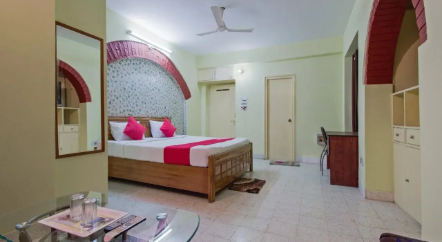 OYO 23043 Grand Ar Residency