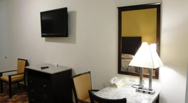 Двухместная студия Sands Inn & Suites