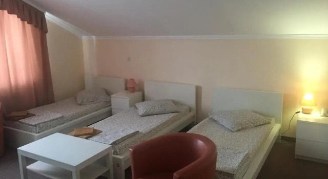 L&M, Book Hotel Mukachevo 