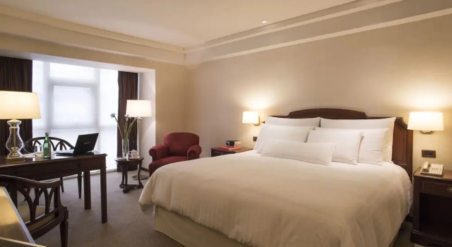 Четырёхместный номер Standard Swissotel Lima