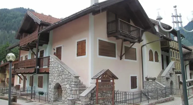 Corte dei Larici, Забронировать Апартаменты/квартира Кампитело Долина Валь-ди-Фасса