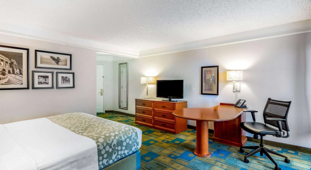 La Quinta by Wyndham Fremont / Silicon Valley, Забронировать Отель Фримонт Область залива Сан-Франциско