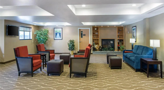 Howard Johnson Inn and Suites Cooperstown Hartwick, Забронировать Отель Куперстаун Штат Нью-Йорк