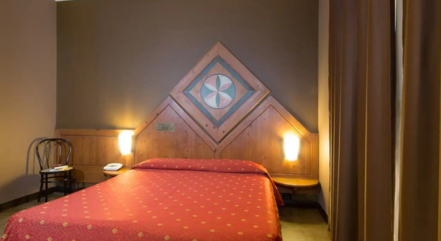 Hotel Smeraldo, Забронировать Отель Отели озера Гарды 3 звезды, 3*