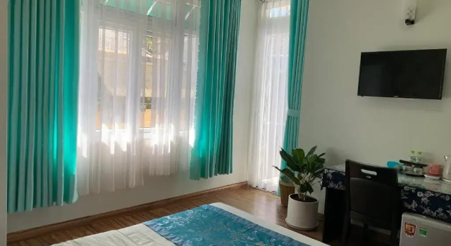 Двухместный номер Deluxe с балконом Dalat Eco Hotel