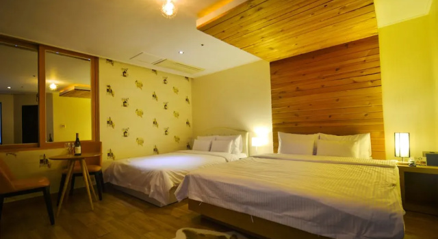 Двухместный семейный номер Standard Gimhae Business Hotel K
