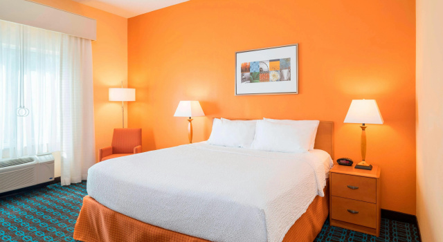 Fairfield Inn & Suites by Marriott State College, Buchen Sie Hotel Hotels in Pennsylvania mit Parkplatz, Parkplätze