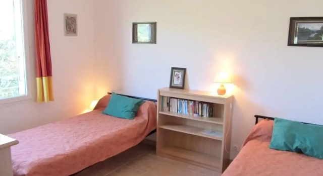House With 3 Bedrooms in Roche-saint-secret-béconne, With Wonderful Mo, Rezerwuj Hotel Cairanne 