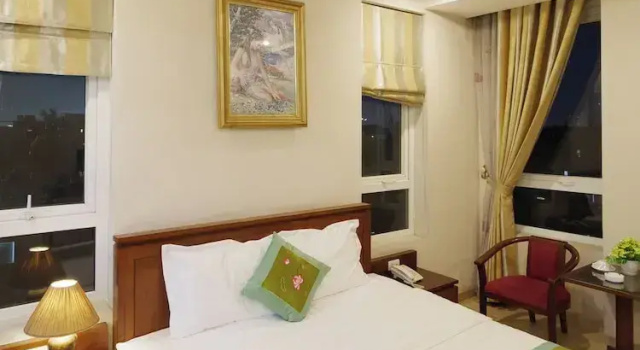 Номер Deluxe Ngan Ha Hotel Long Bien