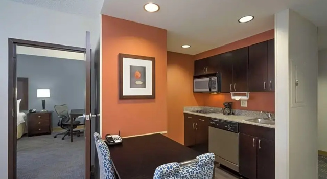 Двухместный номер Standard Homewood Suites by Hilton Louisville-East