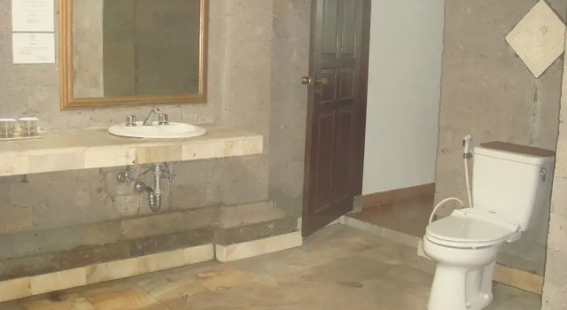 Вилла с балконом Cempaka Belimbing Villa