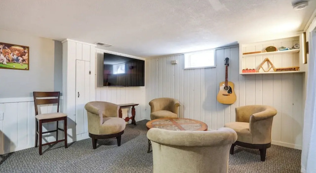 Inviting Minneapolis Vacation Rental w/ Game Room!, Забронировать Дом для отпуска Ричфилд Twin Cities