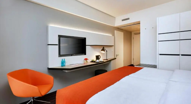 Двухместный номер Comfort HYPERION Hotel Hamburg City, Trademark Collection by Wyndham