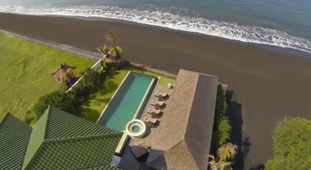 Вилла Villa Rosita Oceanfront Villa with Private Chef in Bali
