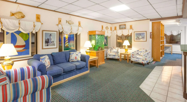 Days Inn by Wyndham Alpena, Забронировать Отель Алпена штат Мичиган