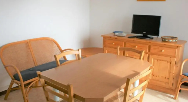 Appartement La Tranche-sur-Mer, 3 pièces, 4 personnes - FR-1-22-163, Забронировать Апартаменты/квартира Ла-Транш-сюр-Мер Маре-Пуатвен