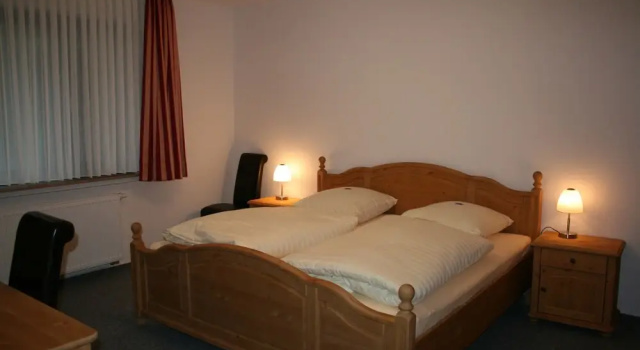 Hotel Bremer´s Bauerndiele, Забронировать Отель Нойенкруге Нижняя Саксония