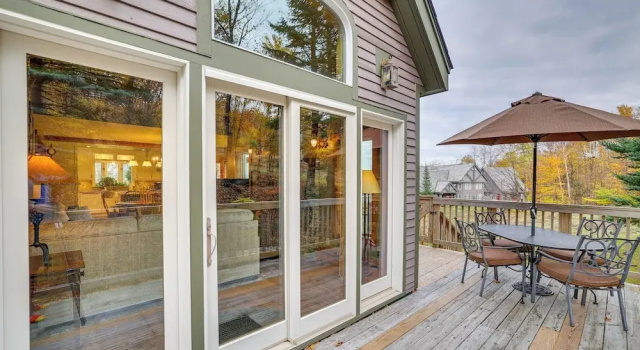 Ski-in/ski-out w/ Sauna in Jay Ski Peak Resort!, Varaa Huoneisto Jay Jay Peak