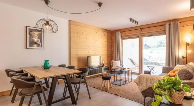 Appartement Champagny-en-Vanoise, 3 pièces, 6 personnes - FR-1-638-5, Забронировать Апартаменты/квартира Отели Ла-Плань с парковкой, Парковка