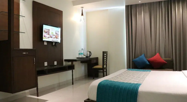 Wedcation By Tivoli - A Unit of Palmdale Resort, Забронировать Курортный отель Отели Амбала с парковкой, Парковка