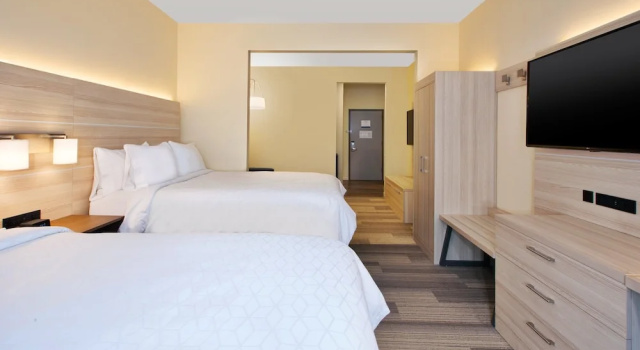 Четырёхместный люкс Holiday Inn Express Absecon-Atlantic City Area by IHG