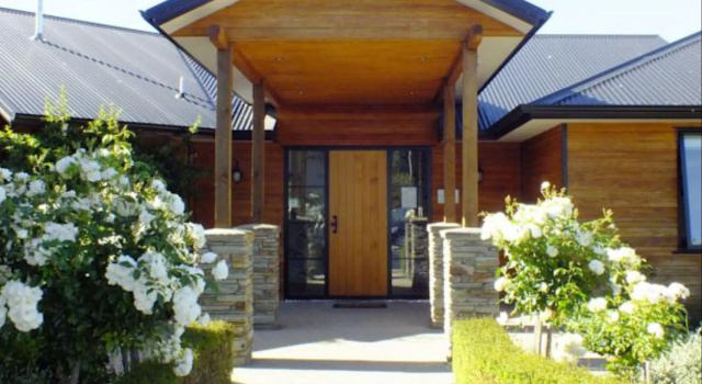 Wanaka Alpine Lodge