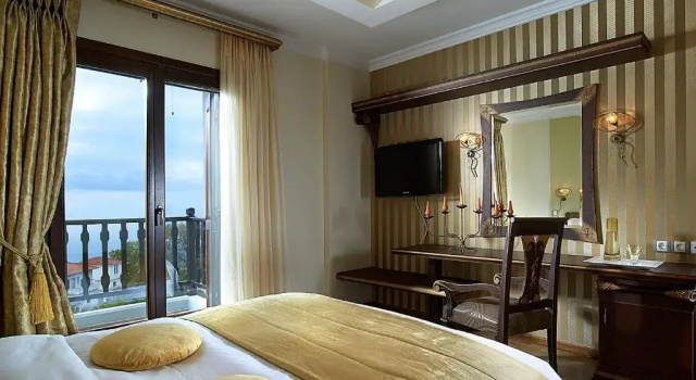 Stevalia Hotel & Spa, Забронировать Курортный отель Отели Портария с парковкой, Парковка