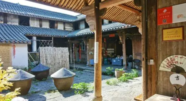 February Yuanxiang Hostel, Buchen Sie Hostel Hotels in Lishui mit Parkplatz, Parkplätze