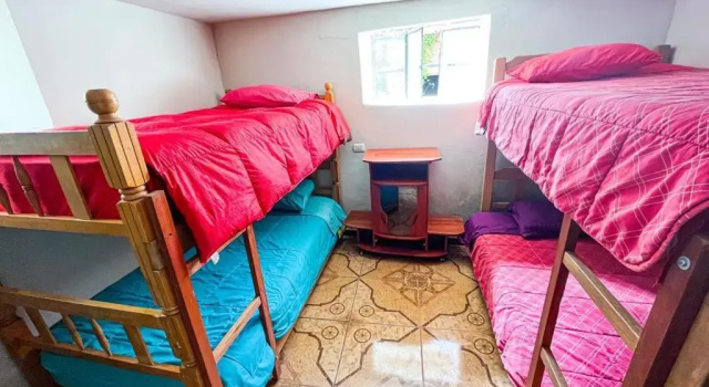 Кровать в общем номере Hostel Climbing Point