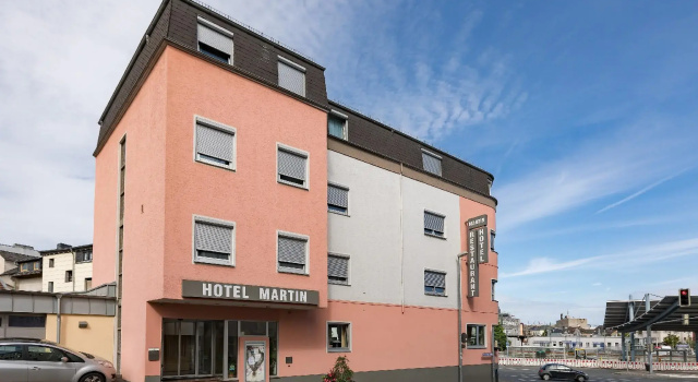 Hotel Martin, Забронировать Отель Отели земли Гессена с парковкой, Парковка