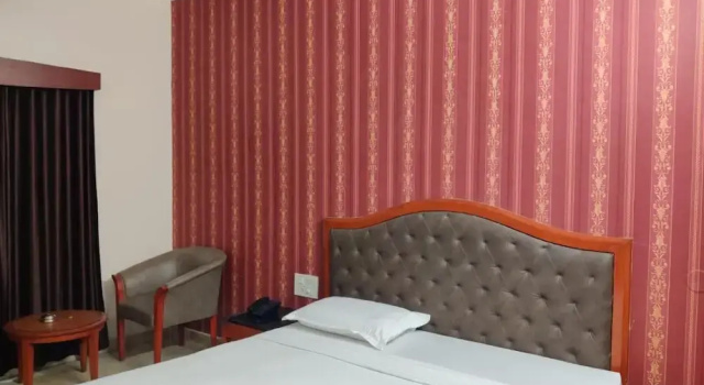 OYO 592 Hotel Chetan International
