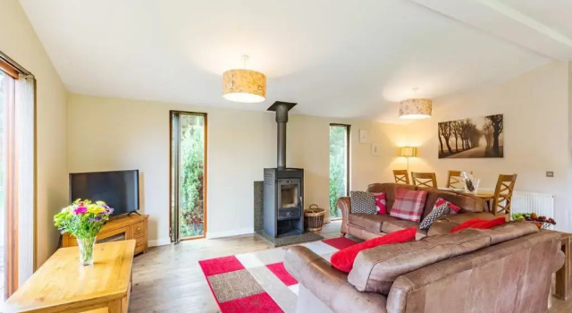 Meadows End Lodges, Забронировать Отель Картмел Озерный край