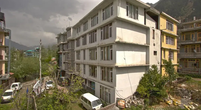 OYO 8643 Hotel Shambhala, Забронировать Отель Алео Манали