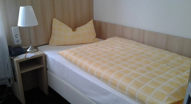 CENTRALHOTEL garni, Забронировать Отель Отели Оффенбург 3 звезды, 3*