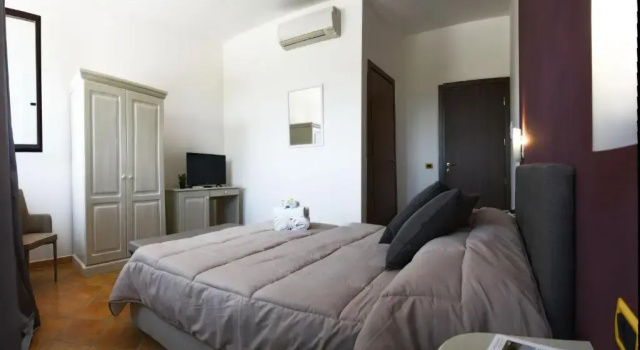 Трёхместный номер Standard Villa Santadi Hotel