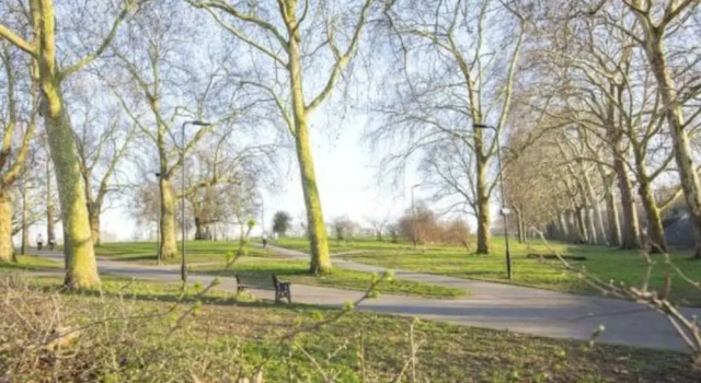 Spacious 3 Bedroom Flat By Hackney Downs, Забронировать Отель Хокни Лондон