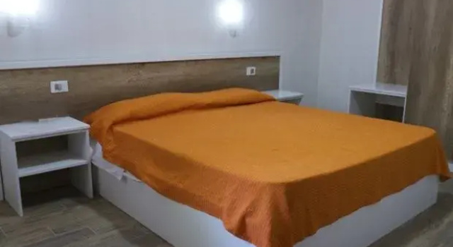 Villaggio Faro Punta Residence Hotel, Book Hotel Guardavalle Calabrien