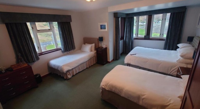 Четырёхместный номер Comfort Kintail Lodge Hotel