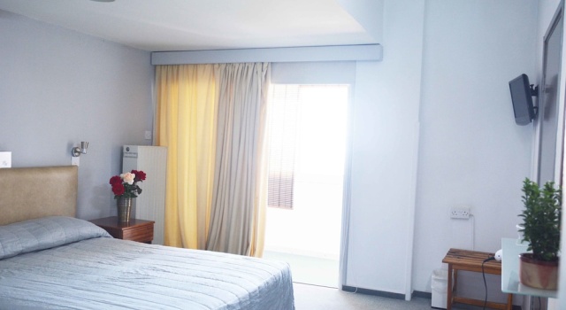 Стандарт Үштік Отбасы бөлме Troodos Hotel