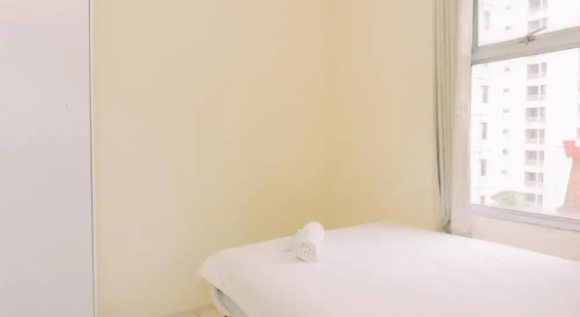 Modern Look And Homey 2Br At Great Western Resort Apartment, Book Lejlighed Tangerang Banten