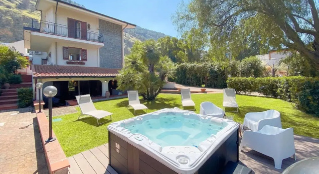 Solemar Sicilia - Villa Alma, Rezervați Vilă Vile în Palermo, Vilă