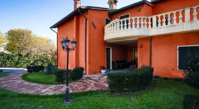 Locanda Da Ciacci, Забронировать Отель Петриано Марке
