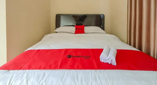 RedDoorz near BNS Batu, Rezervovat Hotel Tlekung East Java