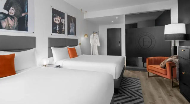 Четырёхместный номер Deluxe The ENGLiSH Hotel, Las Vegas, a Tribute Portfolio Hotel