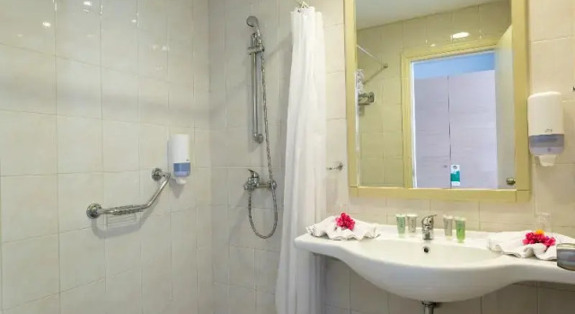 Семейный номер Standard с балконом и с видом на море Olympos Beach