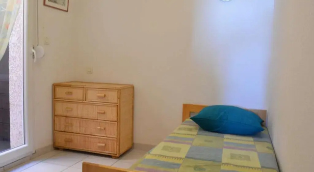 Maison Fleury-Saint-Pierre-la-Mer, 2 pièces, 6 personnes - FR-1-229D-354, Rezerwuj Hotel Hotele w Aude z Parkingiem, Parking