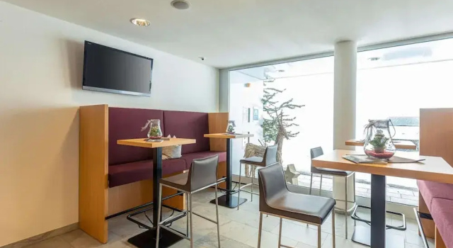 Nice Apartment With Dishwasher, Near the Ski Slopes, Забронировать Апартаменты/квартира Отели Salzburger Sportwelt с парковкой, Парковка